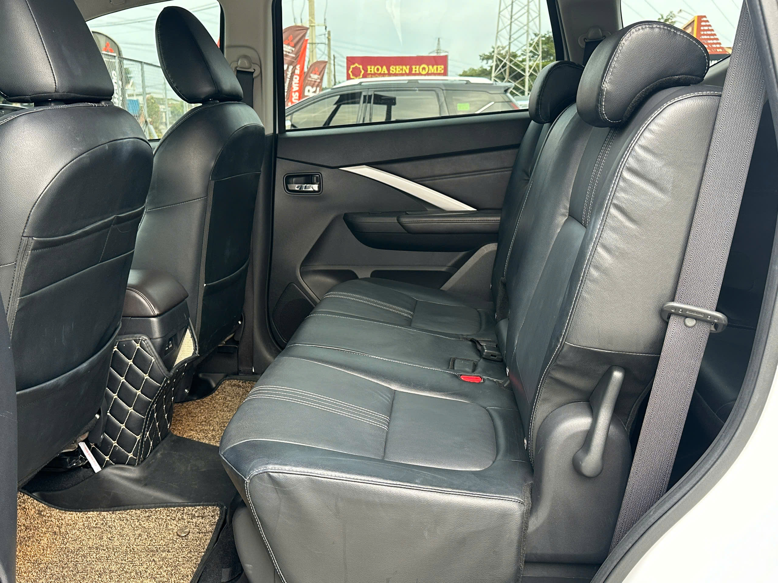 Xpander Premium 2023 trắng Xpander Premium 2023 trắng