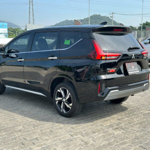 xpander premium 2024 đen