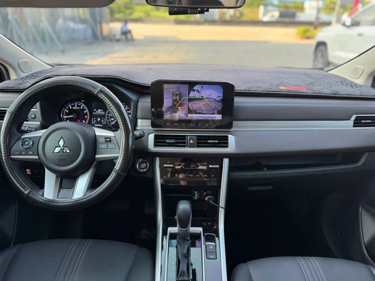 xpander premium 2024 đen xpander premium 2024 đen